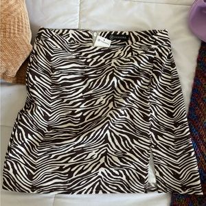NWT Brown and Creme Zebra Skirt🦓🦓
